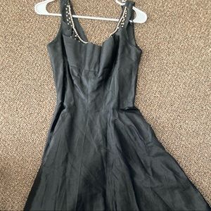 1950s vintage black dress with pearls